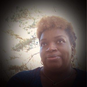 Meet your Posher, Clarissa